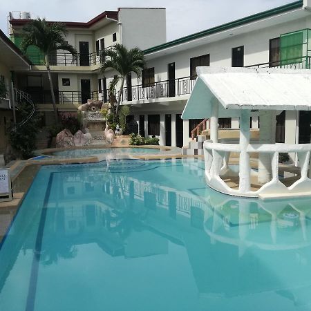 Richdel Hotel Resort 麦克坦 外观 照片