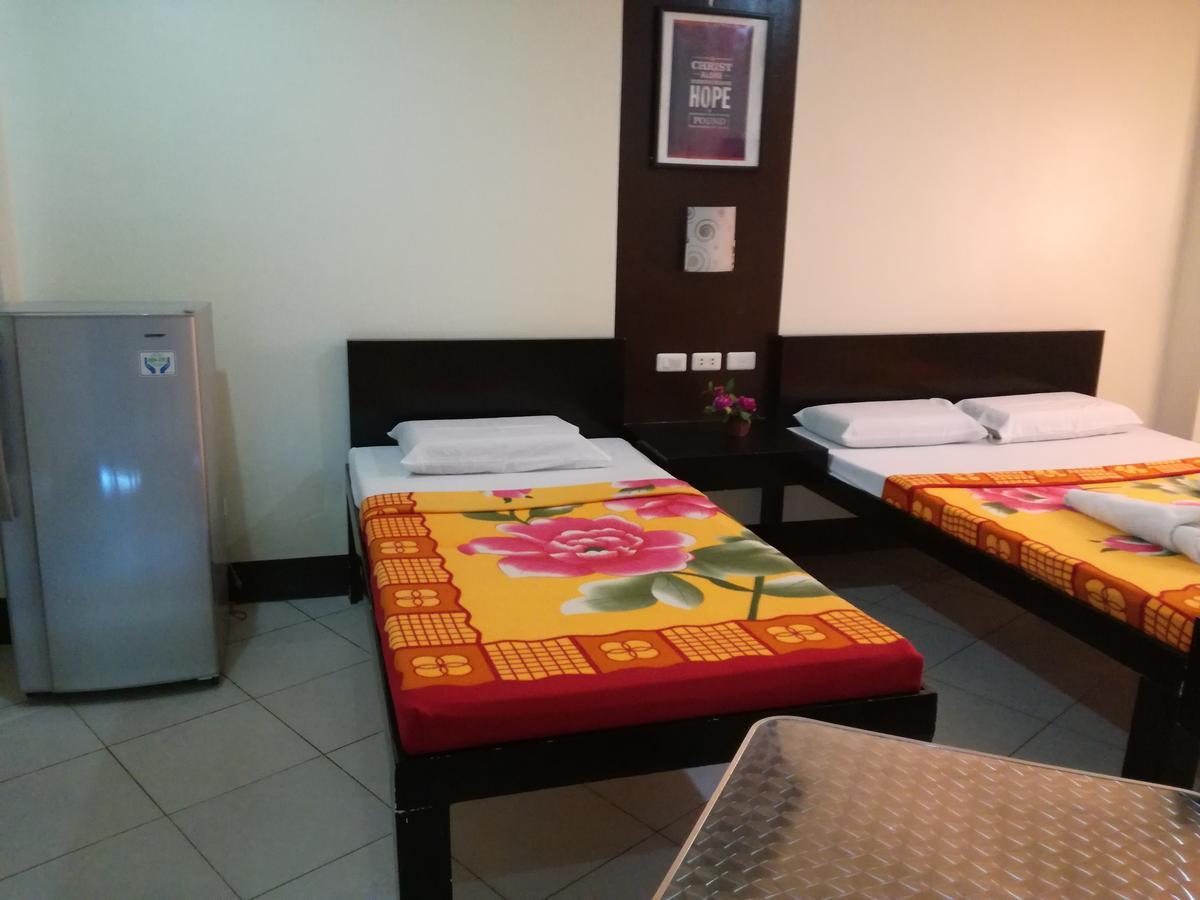 Richdel Hotel Resort 麦克坦 外观 照片