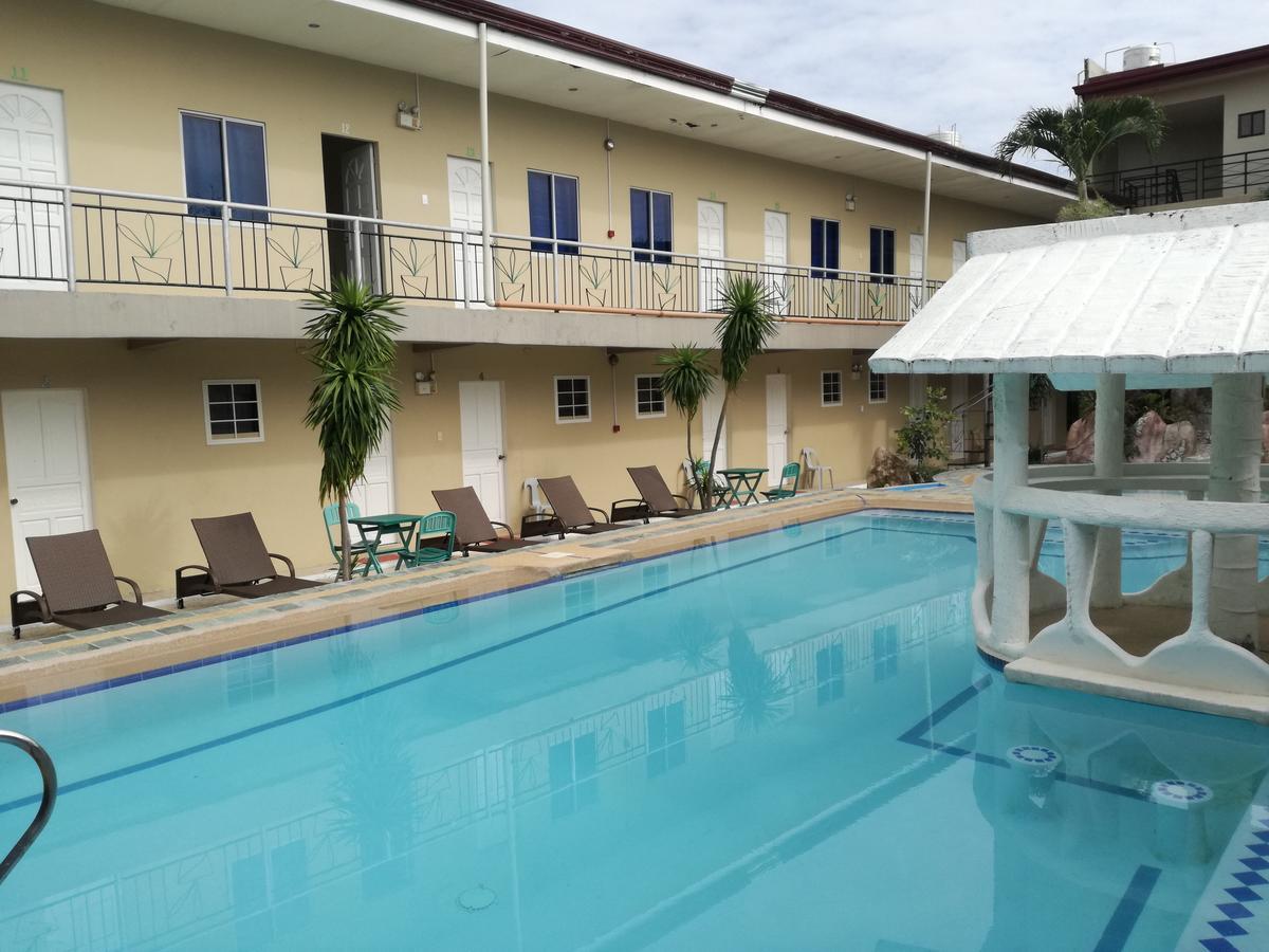 Richdel Hotel Resort 麦克坦 外观 照片