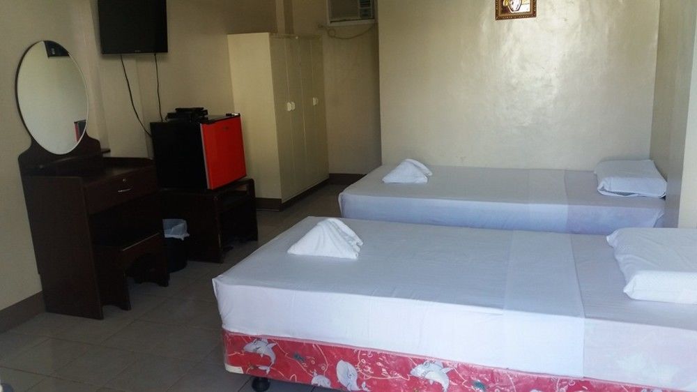 Richdel Hotel Resort 麦克坦 外观 照片