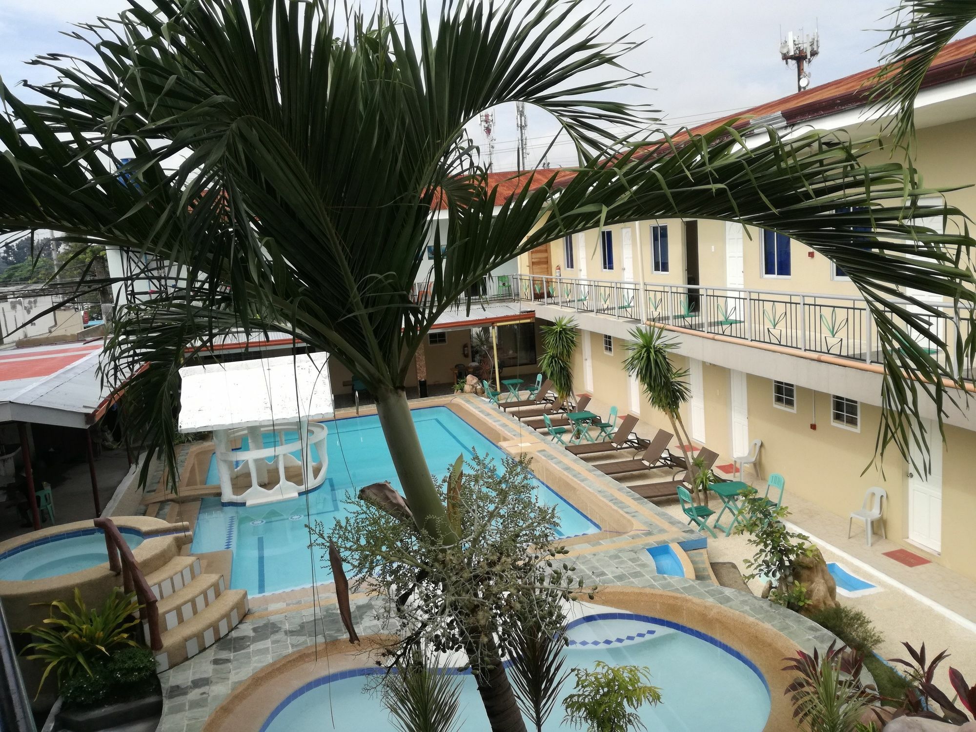 Richdel Hotel Resort 麦克坦 外观 照片