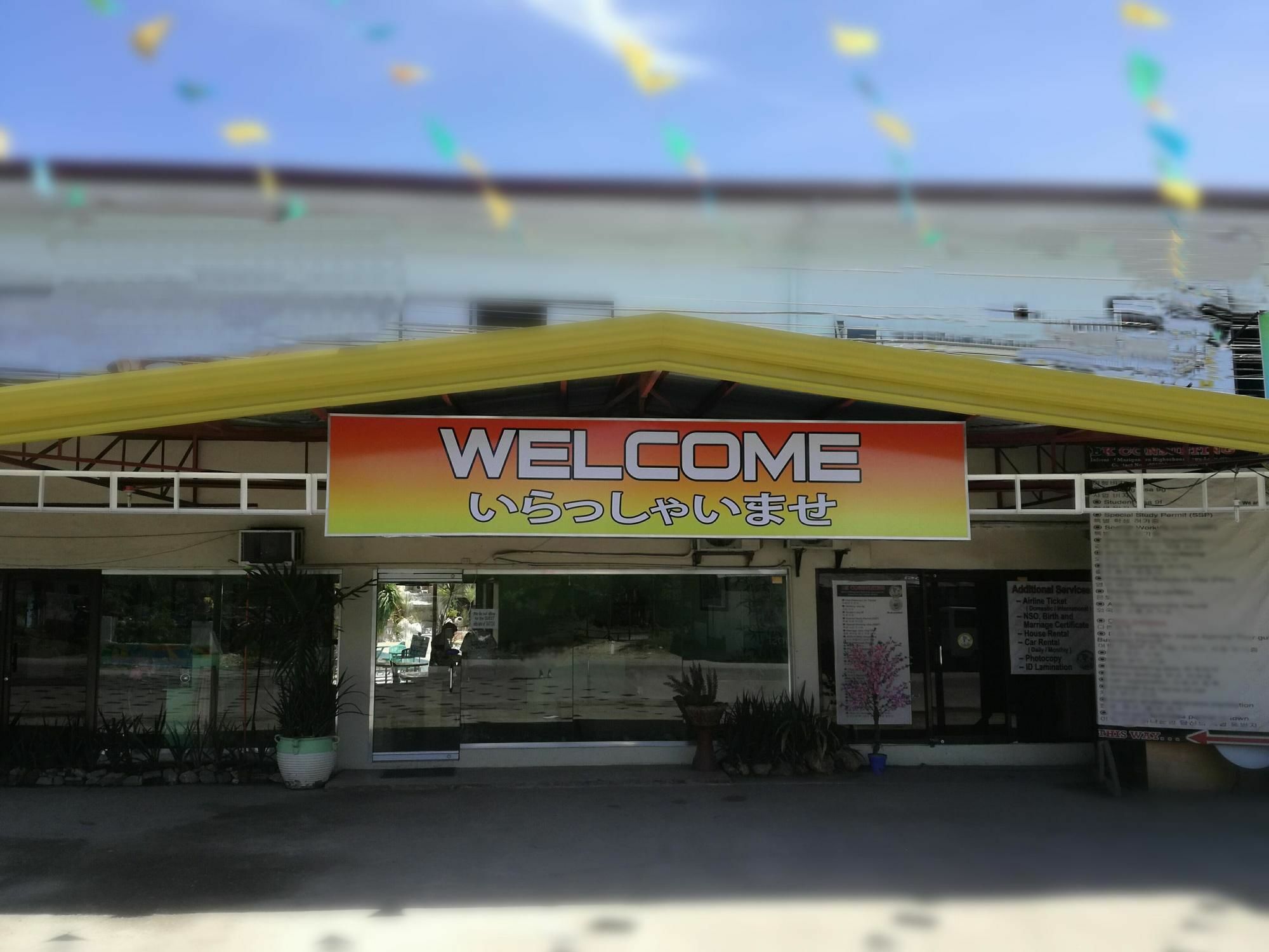 Richdel Hotel Resort 麦克坦 外观 照片
