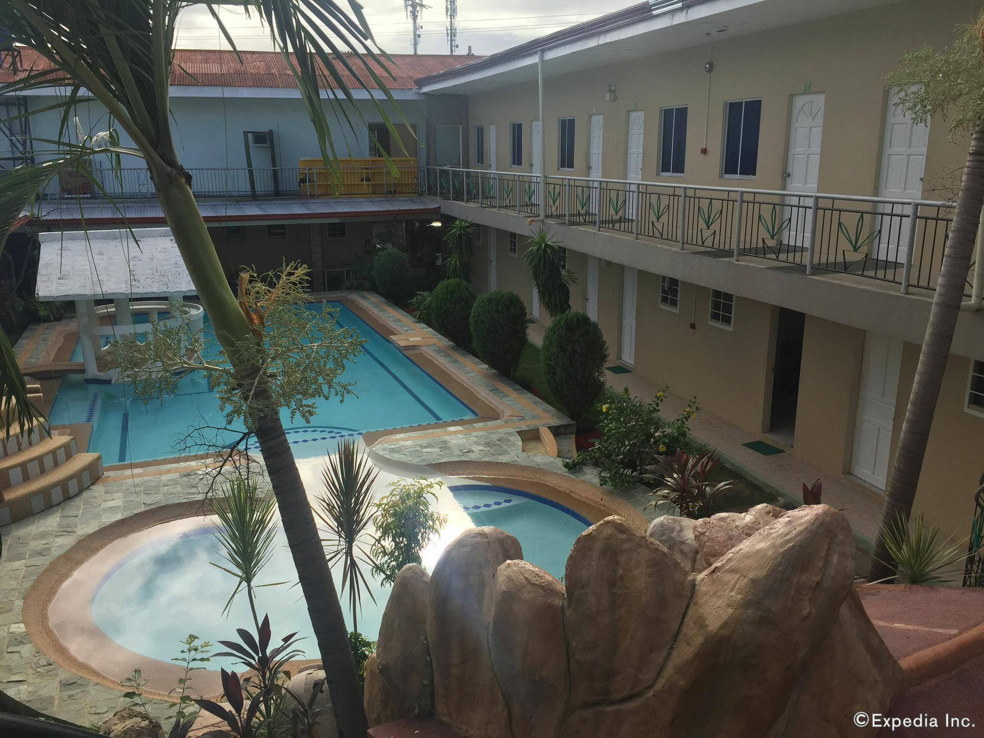 Richdel Hotel Resort 麦克坦 外观 照片